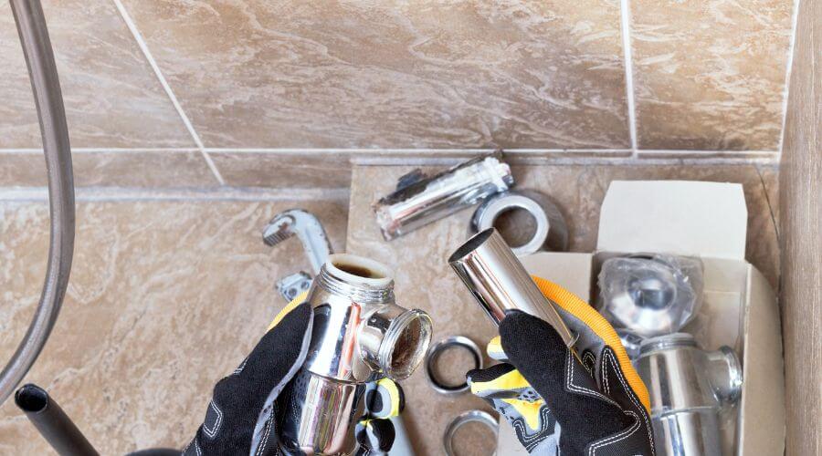 Professional residential roofers in Lanse, MI